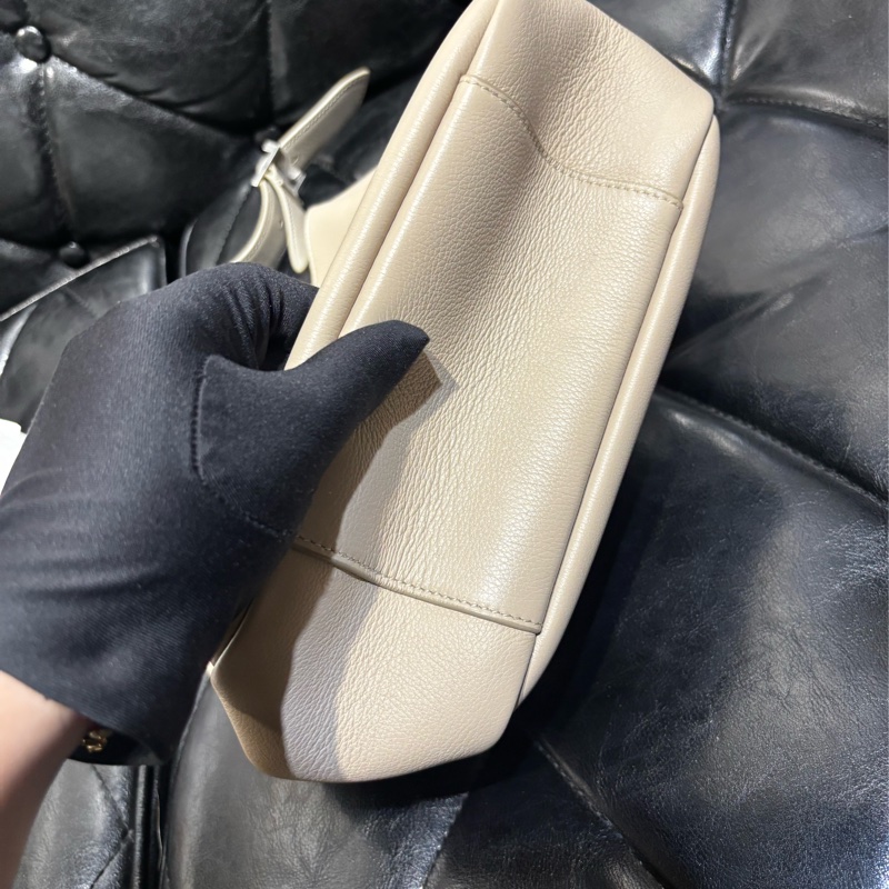 YSL Saint Laurent LE 5 À 7 Hobo 小號 海鹽色 全新-12
