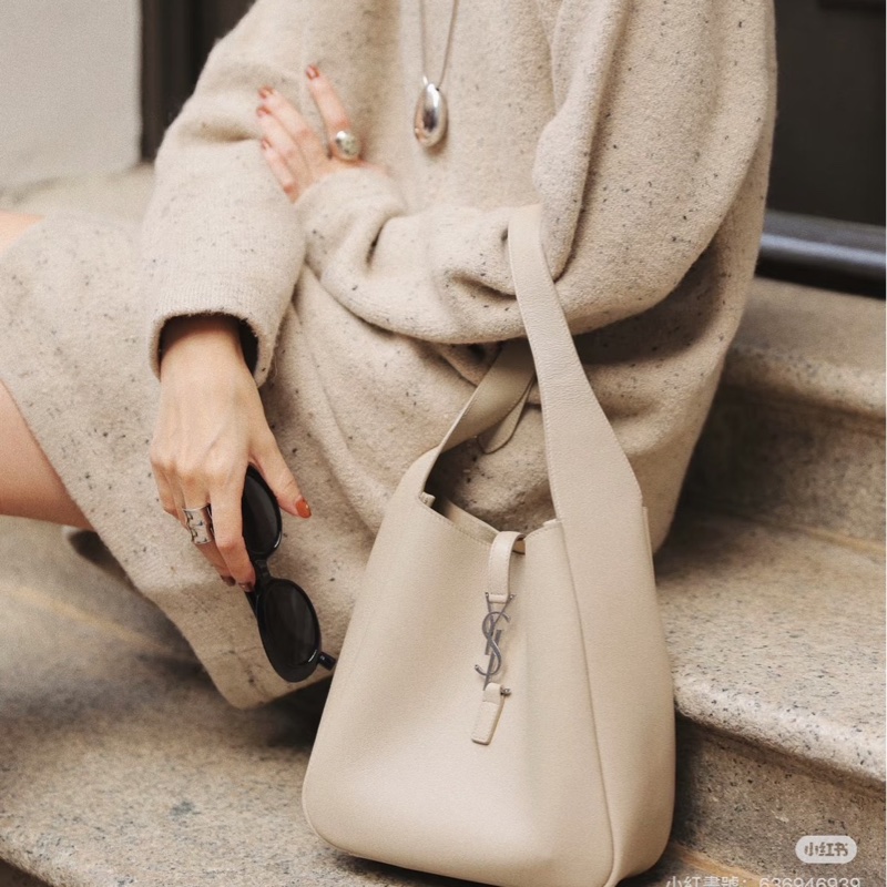 特價 YSL Saint Laurent LE 5 À 7 Hobo 小號 海鹽色 全新-7
