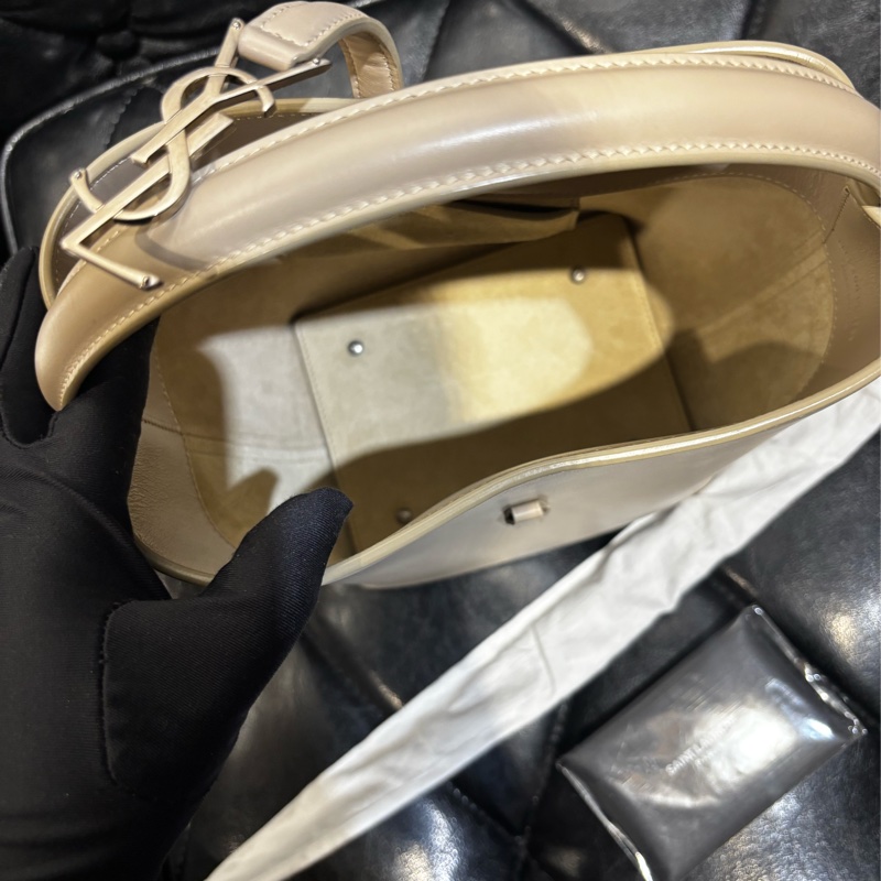 YSL LE37 水桶小號 海鹽色 全新-1
