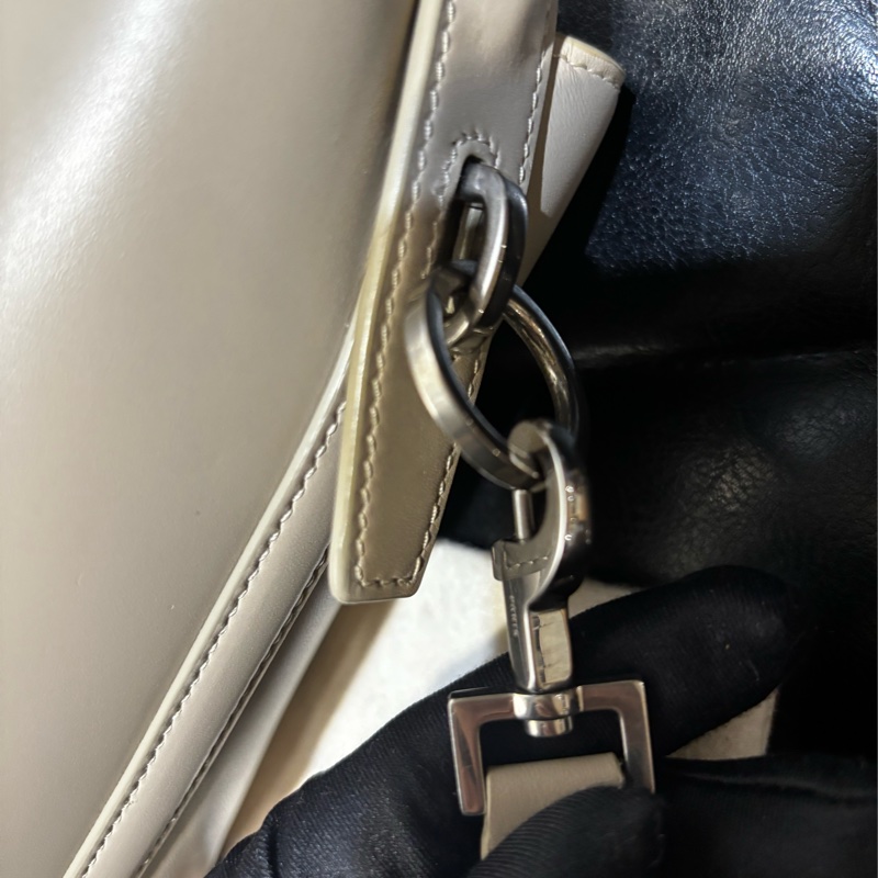 YSL LE37 水桶小號 海鹽色 全新-12