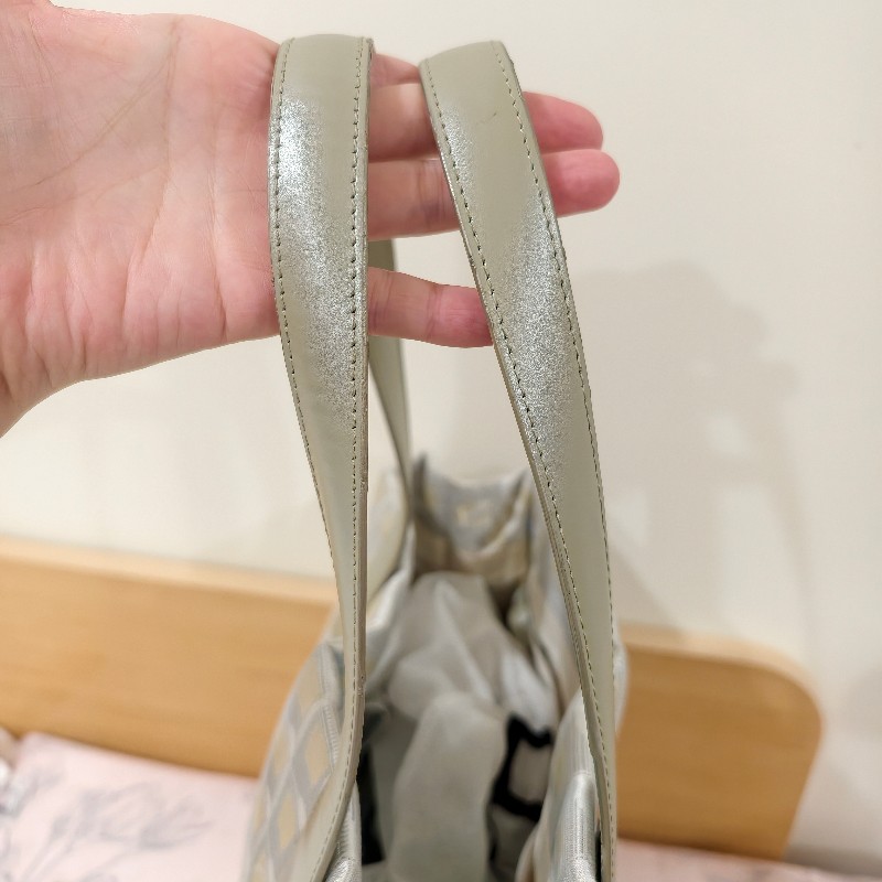 Chanel 香奈兒 冰格帆布托特包-16