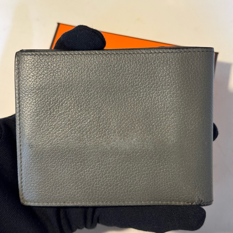 愛馬仕 Hermès Citizen Twill 絲巾內裡對開短夾 積雨雲灰-1