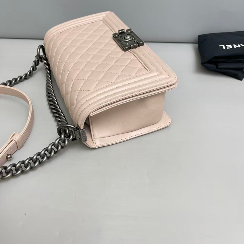 Chanel香奈兒 leboy中號 藕粉色牛皮菱格包-2