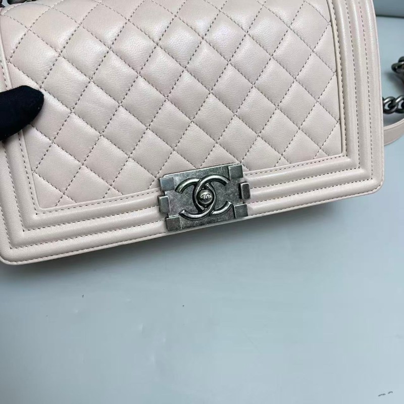 Chanel香奈兒 leboy中號 藕粉色牛皮菱格包-5