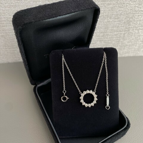 Tiffany鉑金pt950 鏤空滿鑽圈形太陽花項鍊