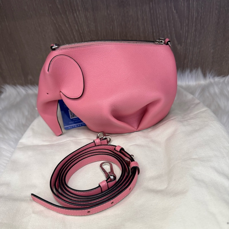 LOEWE羅意威 粉色小象包 小號 16年 帶原裝肩帶 尺寸約12×14cm-0