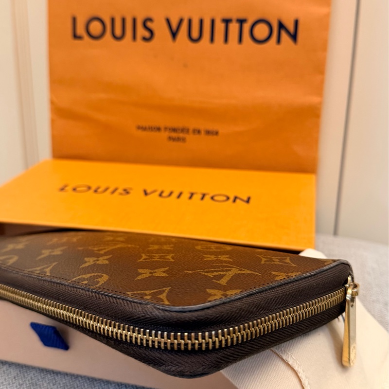真品 Louis Vuitton LV路易威登 Zippy Organizer M60002 經典原花多功能拉鍊長夾 護照夾 支票夾-0