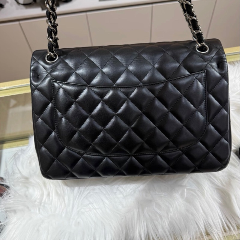 香奈儿Chanel 黑银classic flap bag jumbo size ，15开，好成色，包型硬挺-3