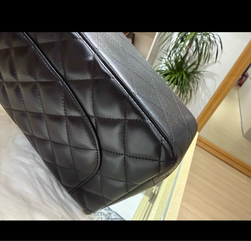 香奈儿Chanel 黑银classic flap bag jumbo size ，15开，好成色，包型硬挺-7