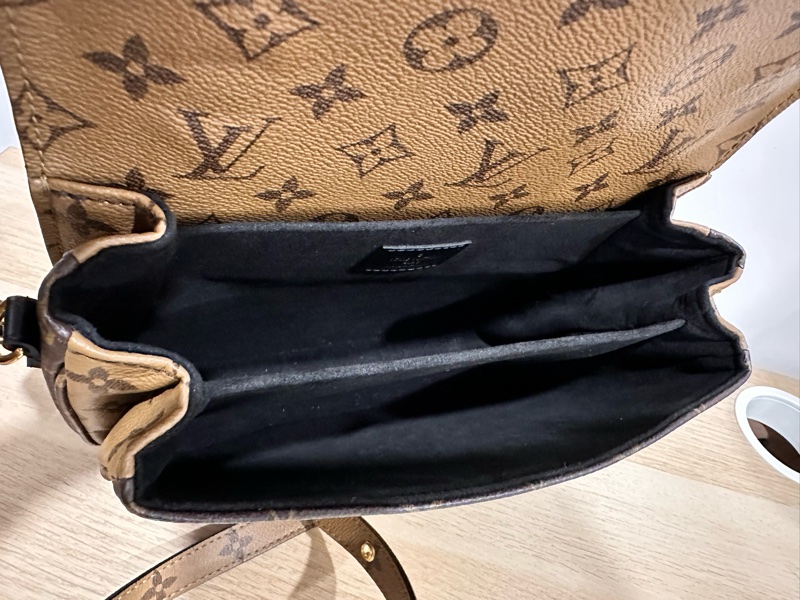 路易威登Louis Vuitton-Pochette Métis經典款老花拚色郵差包-12