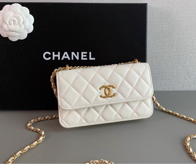 【96新 ✨ 全網最甜價！】Chanel香奈兒 晶片新款 mini woc 菠蘿扣 白金羊皮 橫版手機包 斜挎包（下單前先詢問庫存❗️）-1