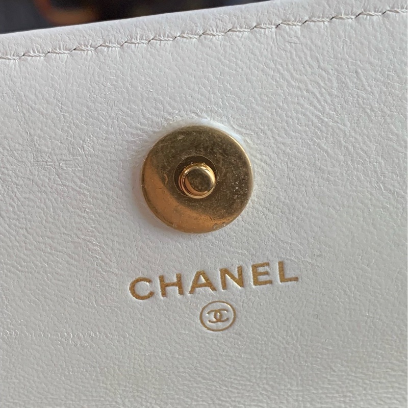 【93新 ✨ 全網最甜價!】Chanel香奈兒 晶片新款 mini woc 菠蘿扣 白金羊皮 橫版手機包 斜挎包(下單前先詢問庫存❗️)-17