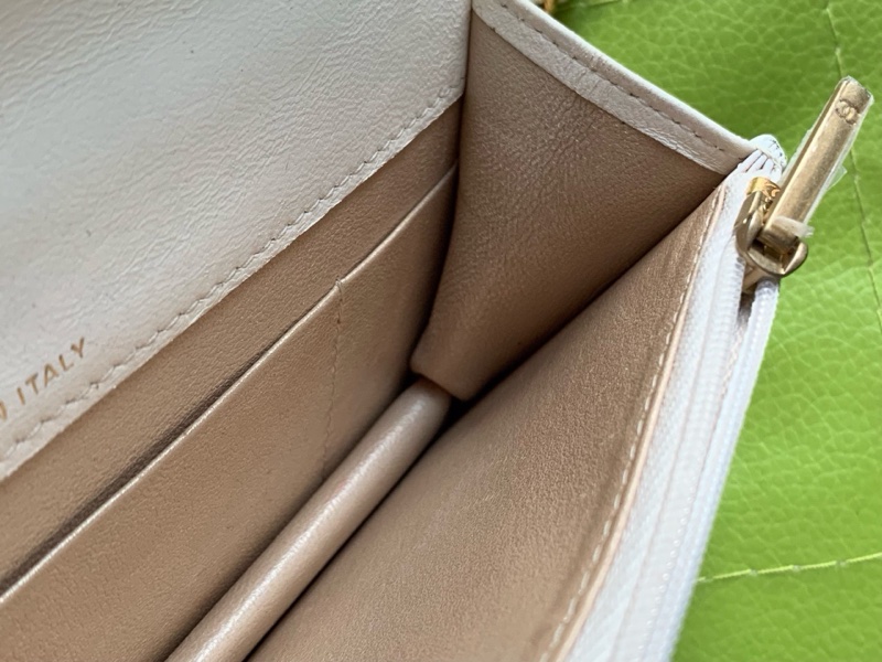 【93新 ✨ 全網最甜價!】Chanel香奈兒 晶片新款 mini woc 菠蘿扣 白金羊皮 橫版手機包 斜挎包(下單前先詢問庫存❗️)-19