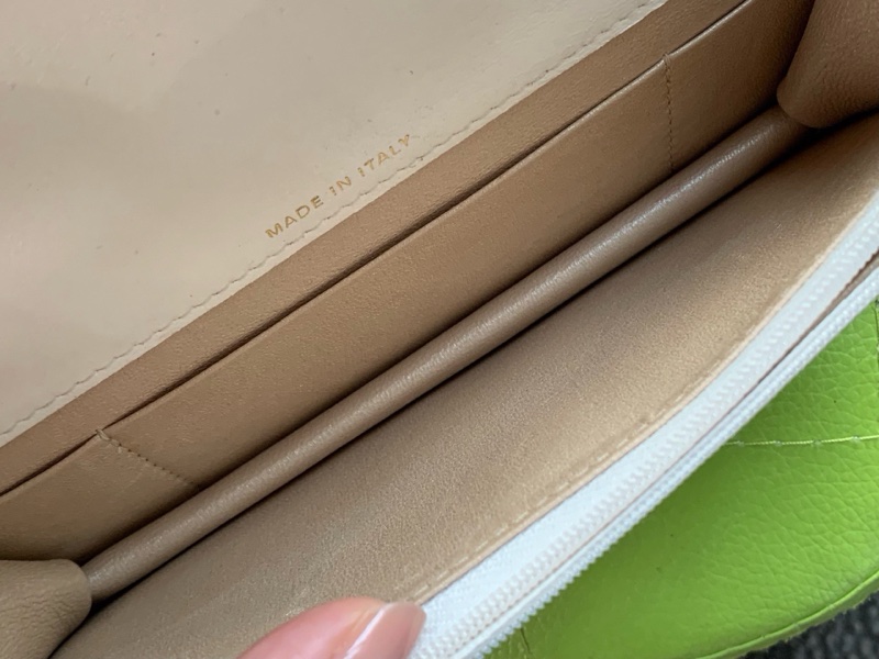 【93新 ✨ 全網最甜價!】Chanel香奈兒 晶片新款 mini woc 菠蘿扣 白金羊皮 橫版手機包 斜挎包(下單前先詢問庫存❗️)-20