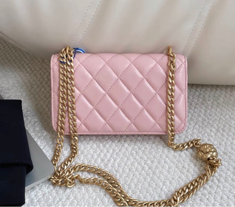 【99新 ✨ 全網最甜價!】Chanel香奈兒 山茶花mini woc鏈條包 櫻花粉 羊皮 (下單前先詢問庫存❗️)-2