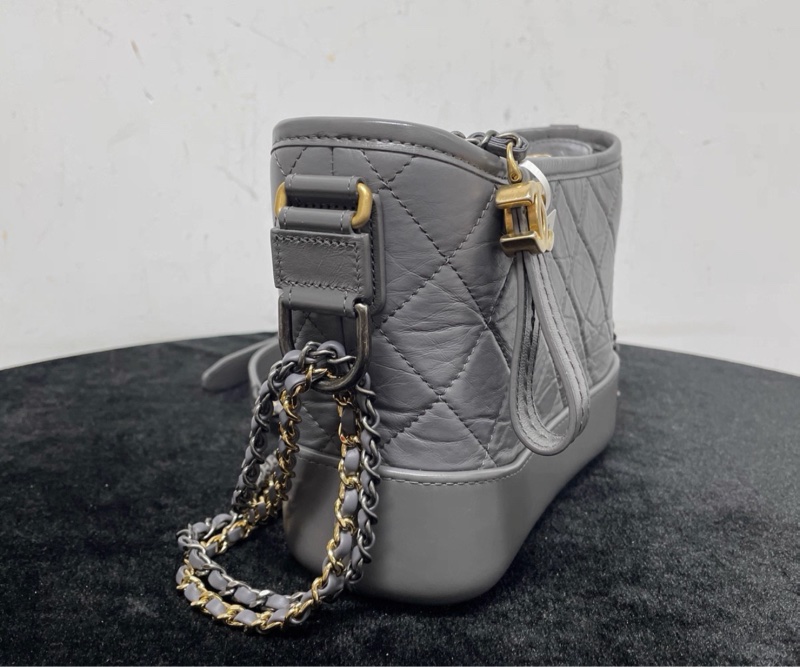 【98新 ✨ 全網最甜價！】晶片新款市場少有 Chanel 香奈兒 流浪包 小號 灰色 牛皮（下單前先詢問庫存❗️）-3