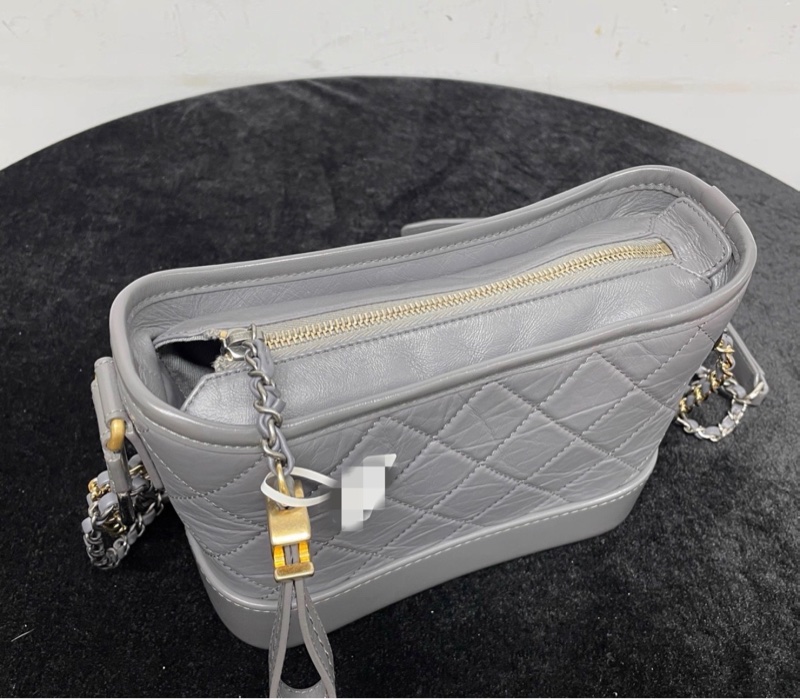 【98新 ✨ 全網最甜價！】晶片新款市場少有 Chanel 香奈兒 流浪包 小號 灰色 牛皮（下單前先詢問庫存❗️）-5