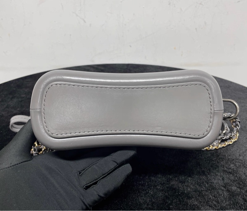 【98新 ✨ 全網最甜價！】晶片新款市場少有 Chanel 香奈兒 流浪包 小號 灰色 牛皮（下單前先詢問庫存❗️）-6