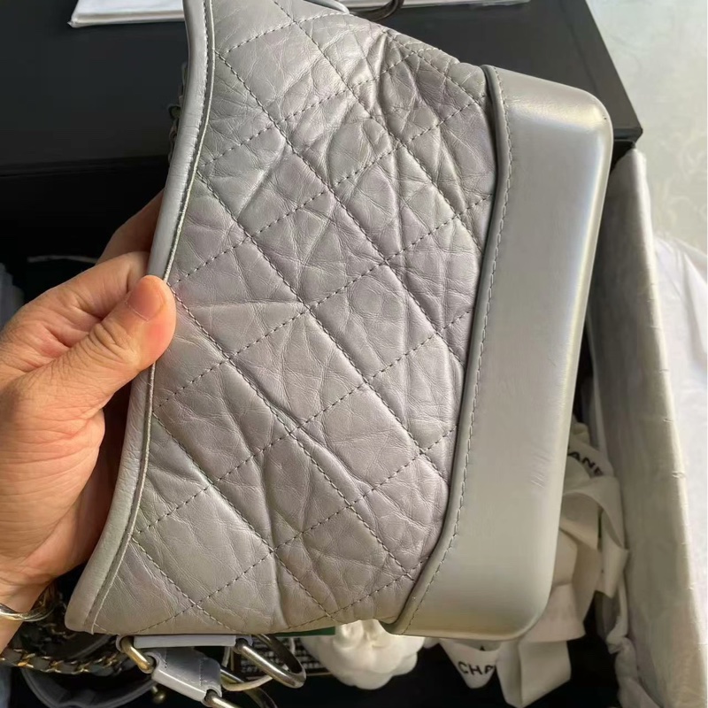 【98新 ✨ 全網最甜價！】市場少有 Chanel 香奈兒 流浪包 小號 灰色 牛皮（下單前先詢問庫存❗️）-5