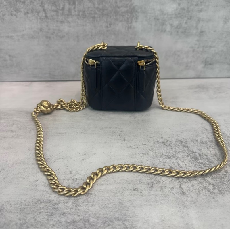 【97新 ✨ 全網最甜價!】Chanel香奈兒 山茶花扣 黑金 小盒子 羊皮(下單前先詢問庫存❗️)-2