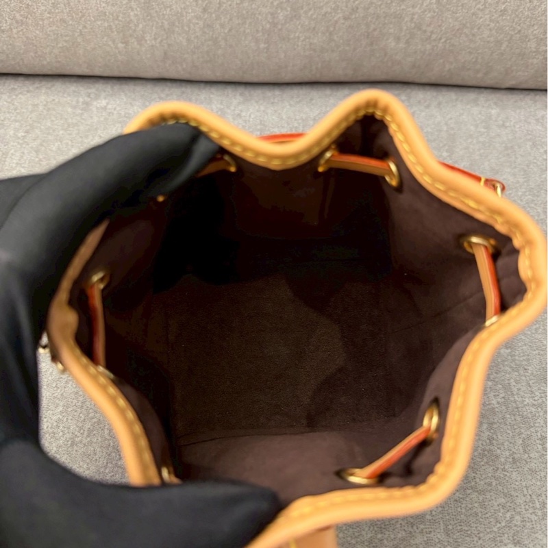 LV nano noe 水桶包-5