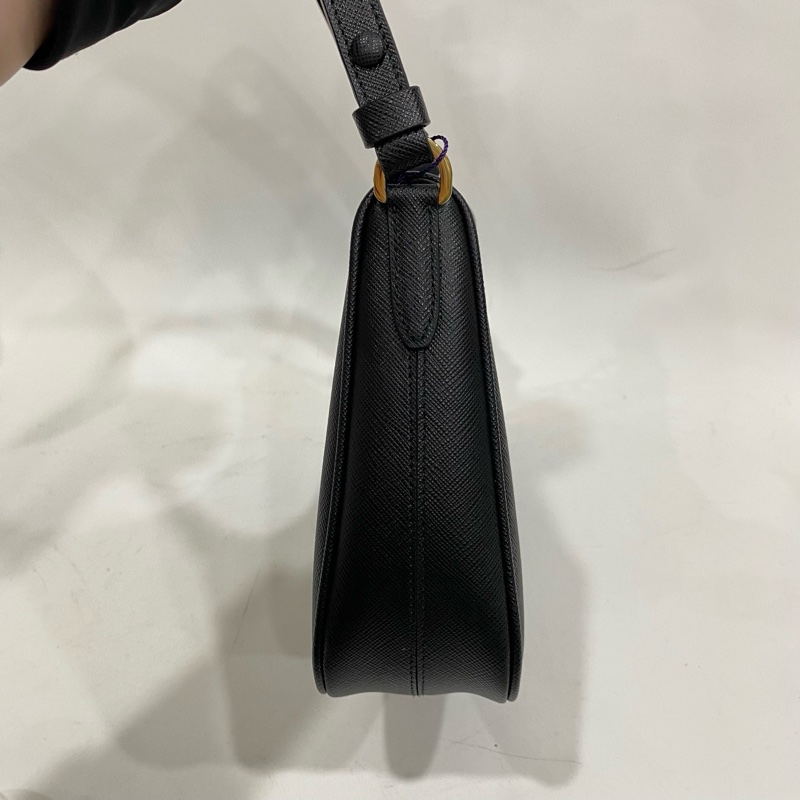 98%🆕Prada Cleo Hobo 黑色-3