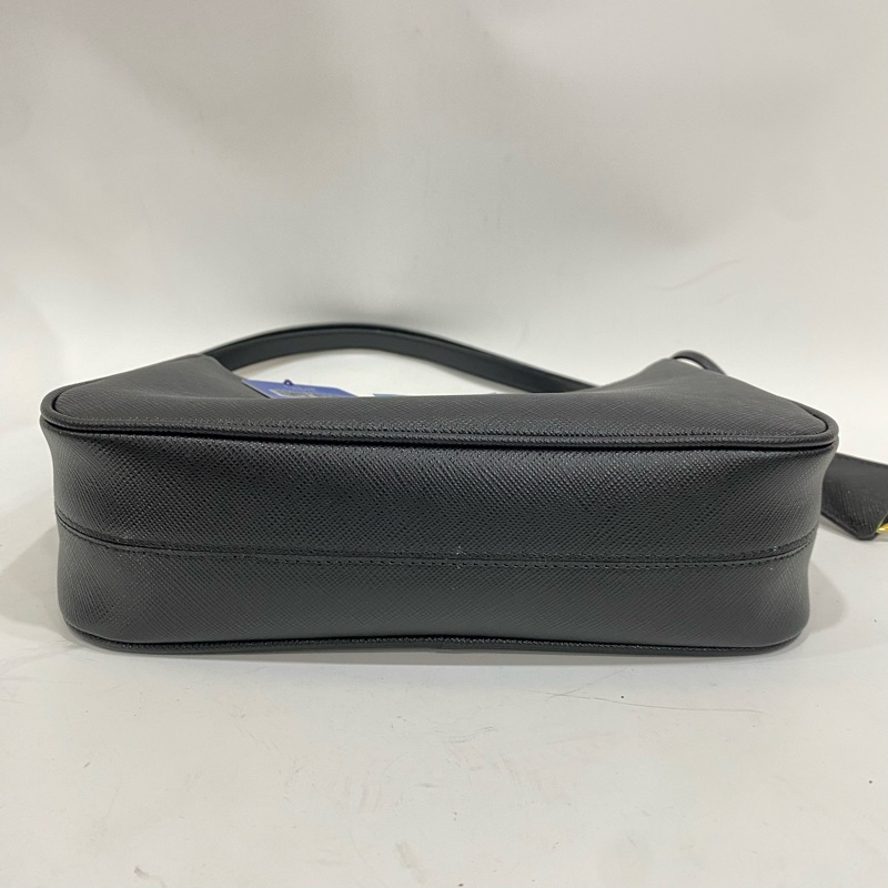 98%🆕Prada Cleo Hobo 黑色-9