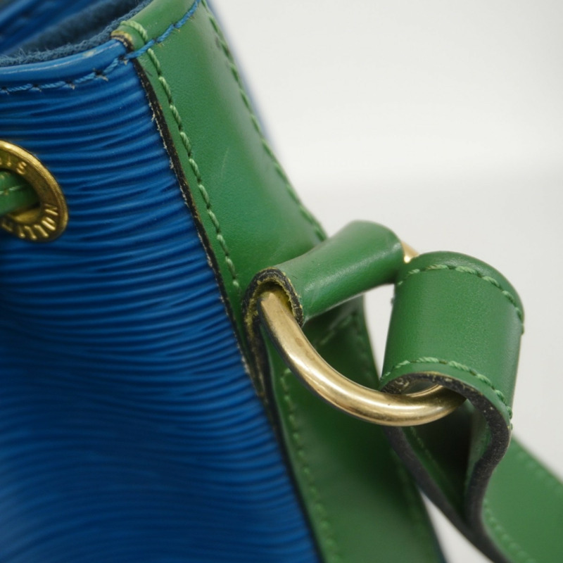 路易威登 Epi 雙色 Noe 女士單肩背包 M44044，托萊多藍和婆羅洲綠配色-9