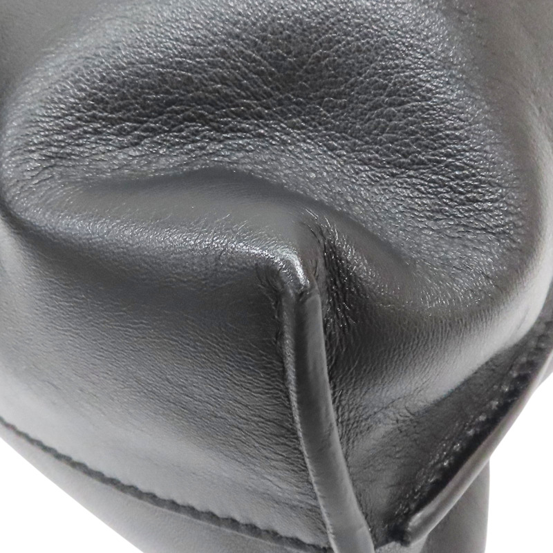 黑色 牛皮 Flamenco Clutch Bell Tassel 肩背包【LOEWE 羅威】 A411FC1X17-11