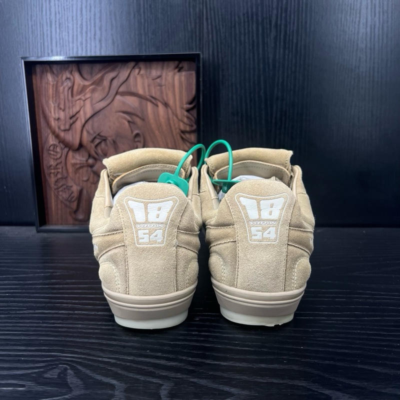 99新 LV Footprint Soccer 褐色 碼數 2 =36碼-2