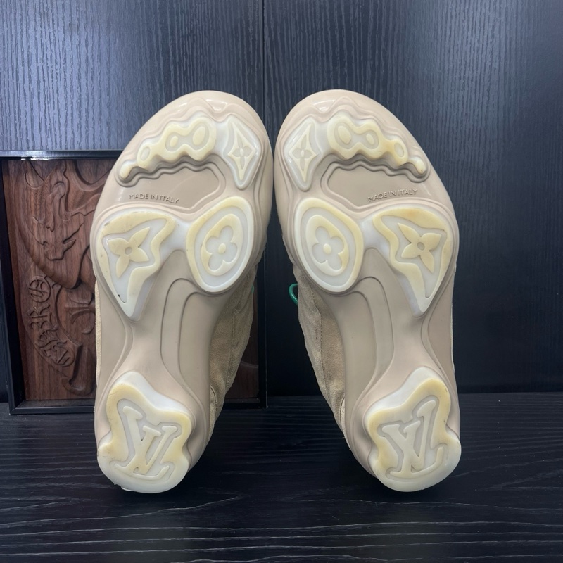 99新 LV Footprint Soccer 褐色 碼數 2 =36碼-3