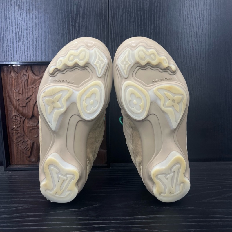 99新 LV Footprint Soccer 褐色 碼數 2 =36碼-9