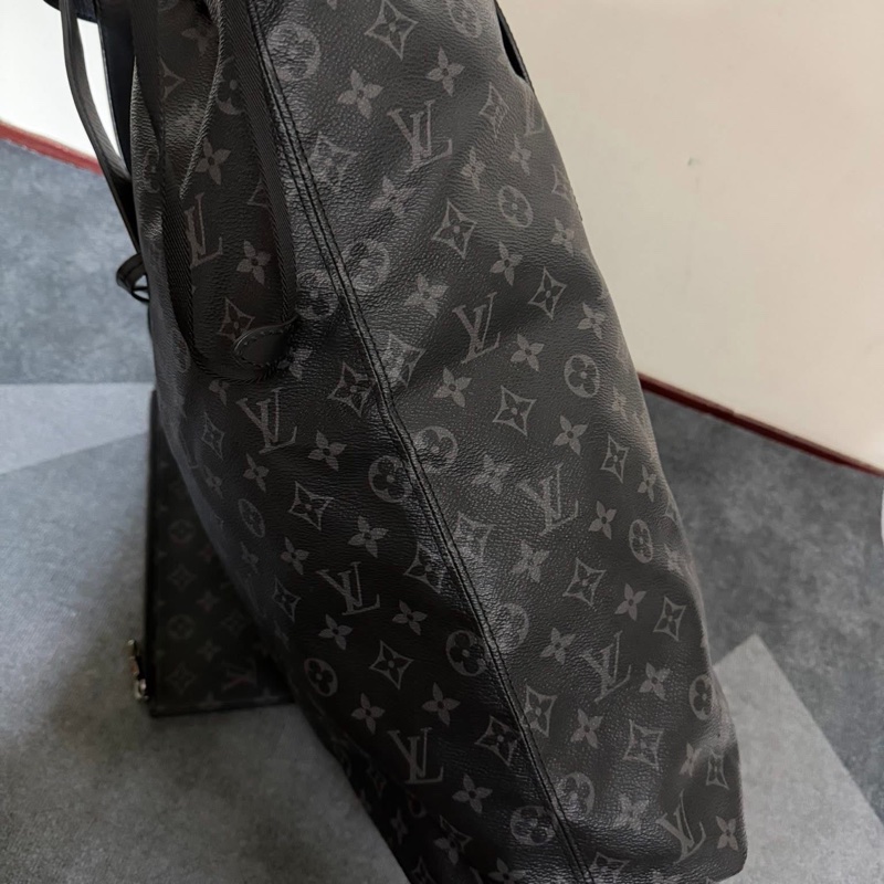 Lv黑花束口抽繩手提/肩背托特包-3