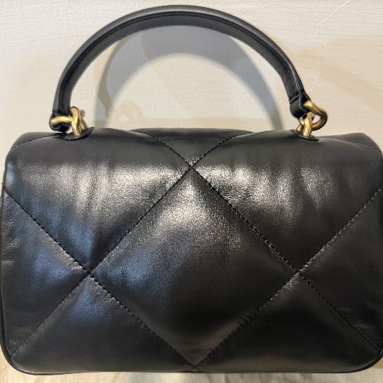 TORY BURCH Kira 納帕皮革鑽石格紋縫線手提/斜背二用包 (黑色)-2