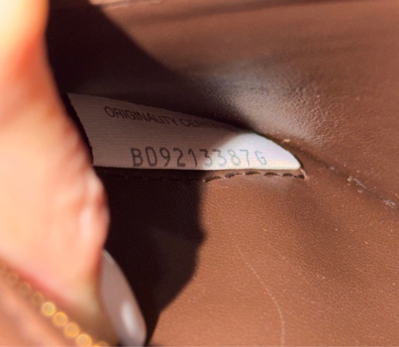 Bottega Veneta Cassette Bag 深巧克力棕色斜背包-14