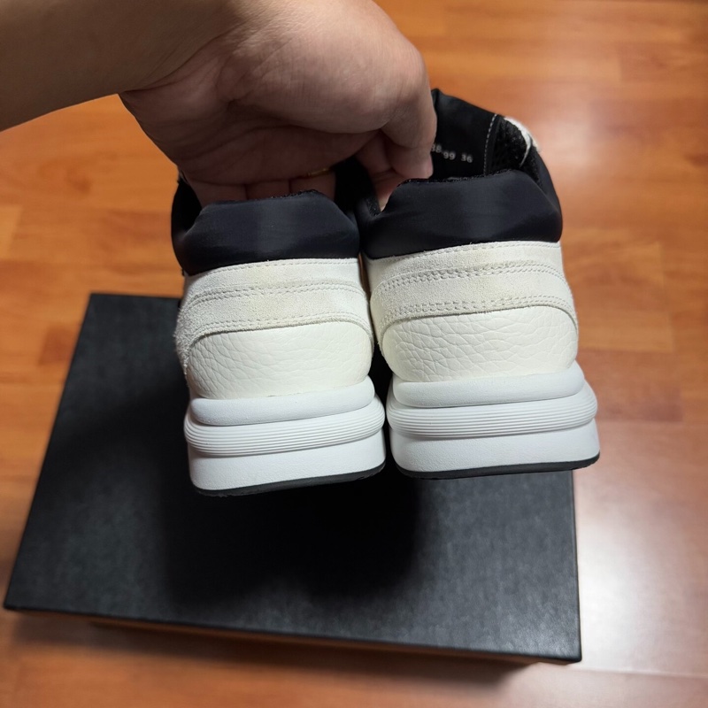 Chanel黑白熊貓香奈兒徽標雙c低幫跑步鞋 米白黑 36碼-6