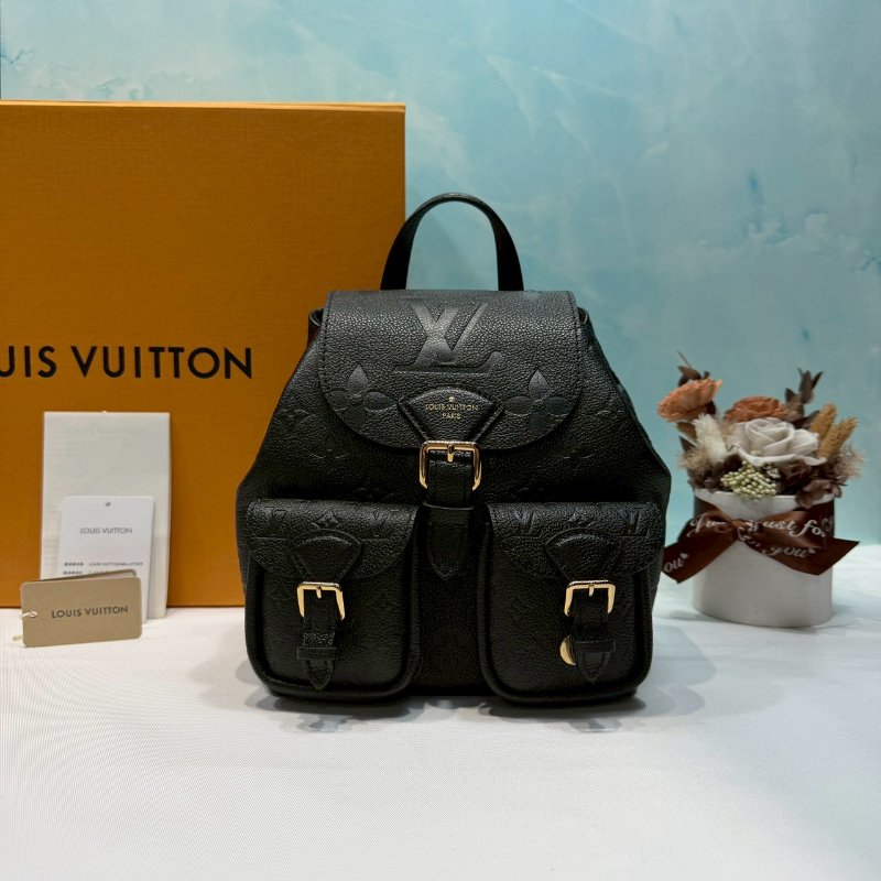 LV Backup黑老花壓紋雙肩包-0