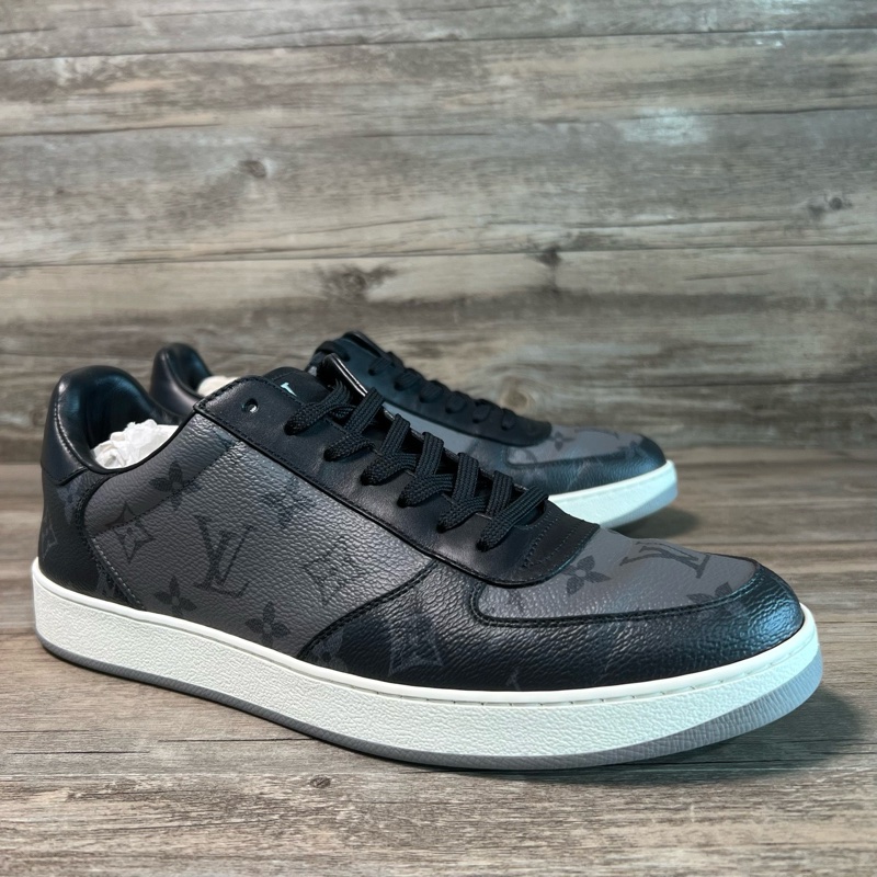 Louis Vuitton路易威登 Rivoli 低幫 黑灰 滿印 42碼-1