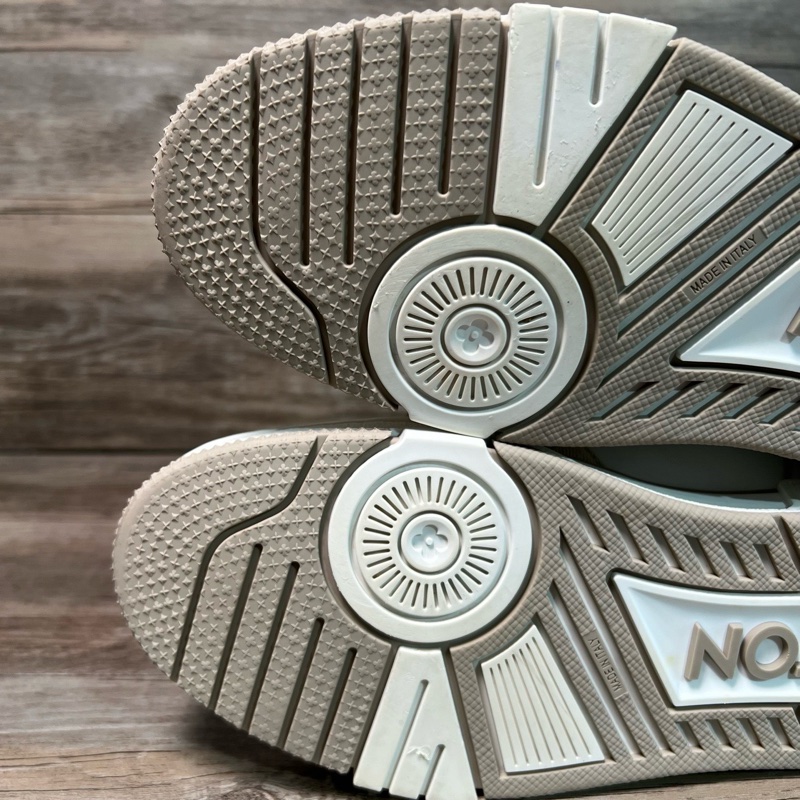 Louis Vuitton路易威登 trainer 魔術貼 卡其色 灰白 41碼-6