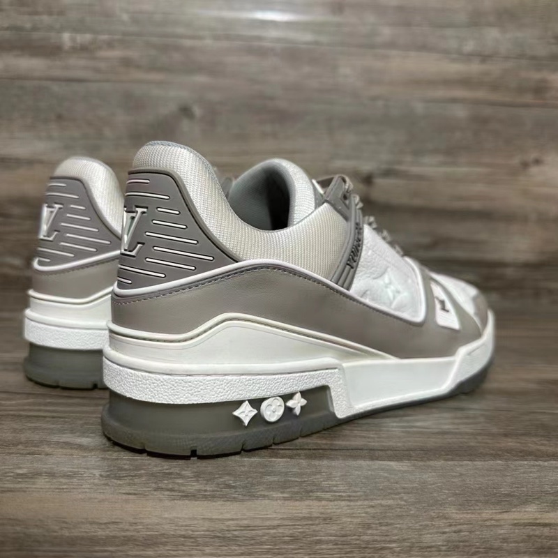 Louis Vuitton路易威登 trainer 灰白 灰色 Uk7碼，41碼-2