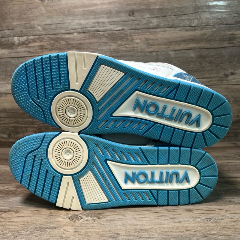 Louis Vuitton路易威登 trainer 北卡藍 白藍 魔術貼 41碼-9