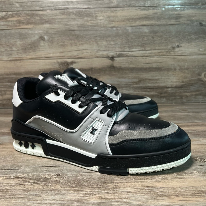 Louis Vuitton路易威登 trainer 黑白 黑色 反轉熊貓 42碼-1
