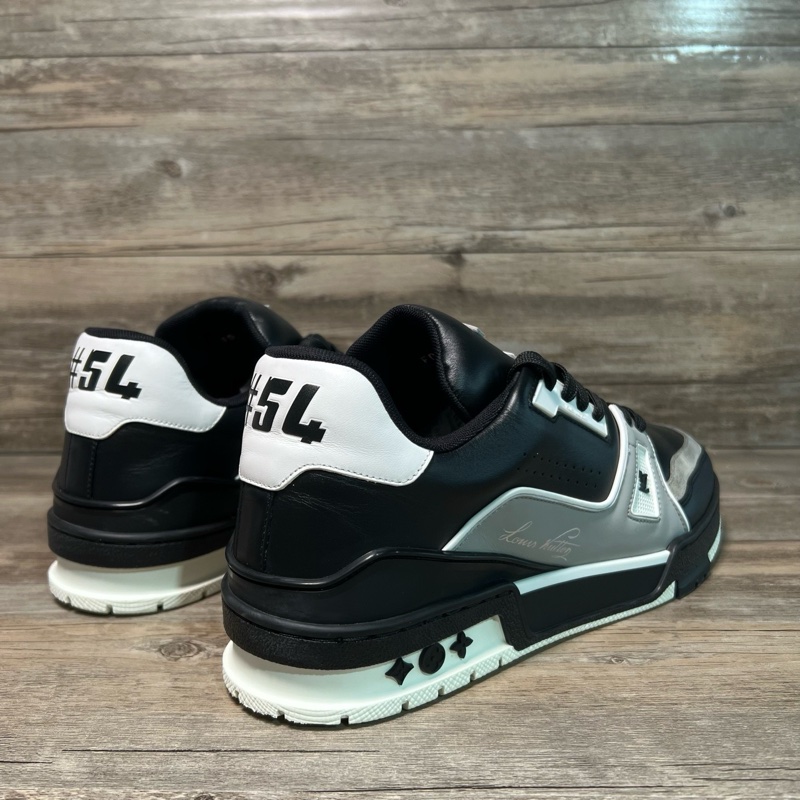 Louis Vuitton路易威登 trainer 黑白 黑色 反轉熊貓 42碼-2
