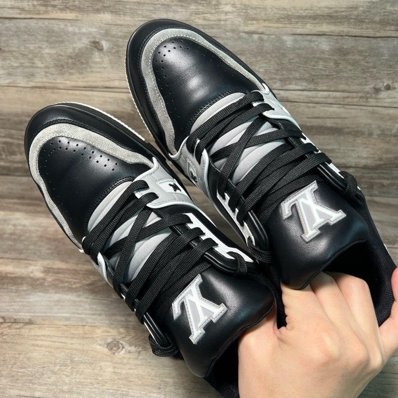 Louis Vuitton路易威登 trainer 黑白 黑色 反轉熊貓 42碼-4