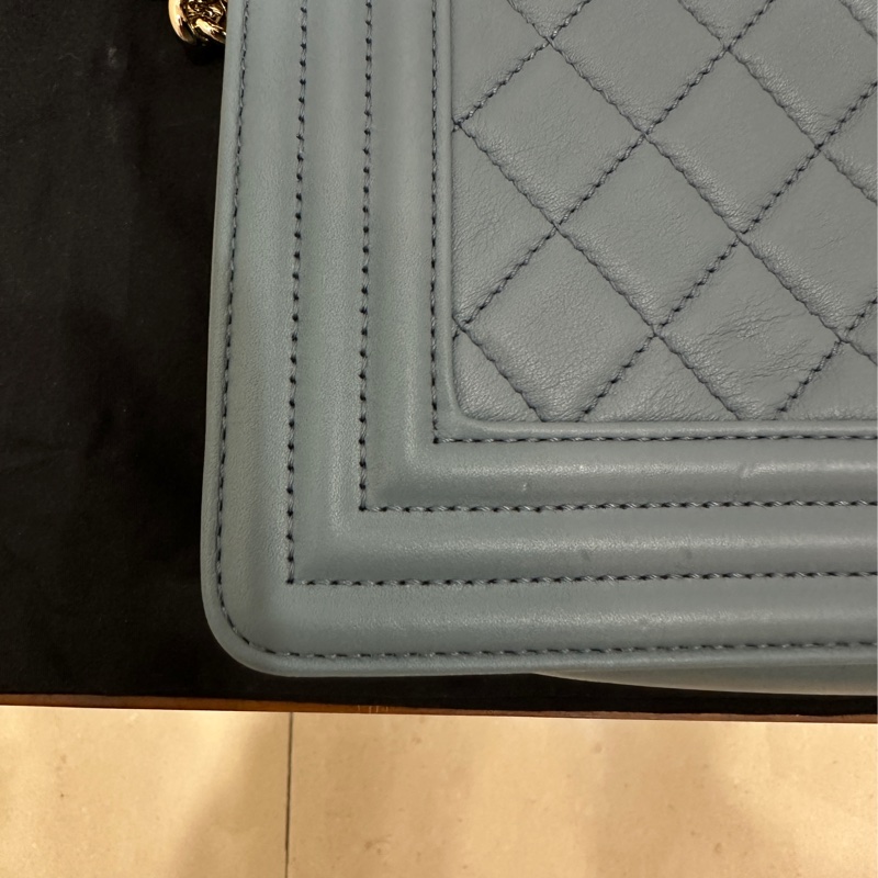 ꧁ Chanel 🖤COCO boy手提/肩背斜背包🤍灰藍色🩵 ꧂-4