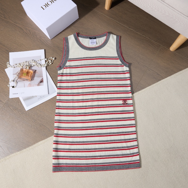 CHANEL dress-0