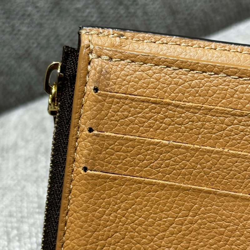 Louis Vuitton 三折金釦短夾-11