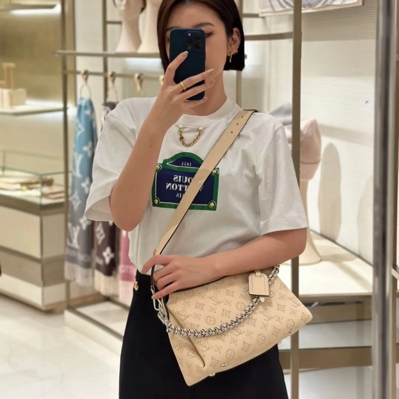 LOUIS VUITTON Hand it all - PM奶油白-1