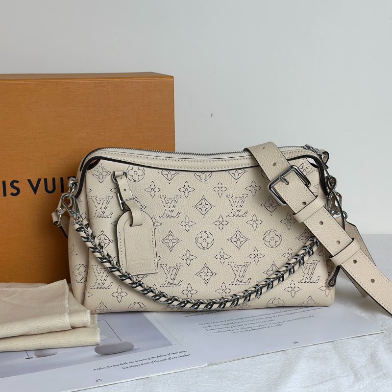 LOUIS VUITTON Hand it all - PM奶油白-9