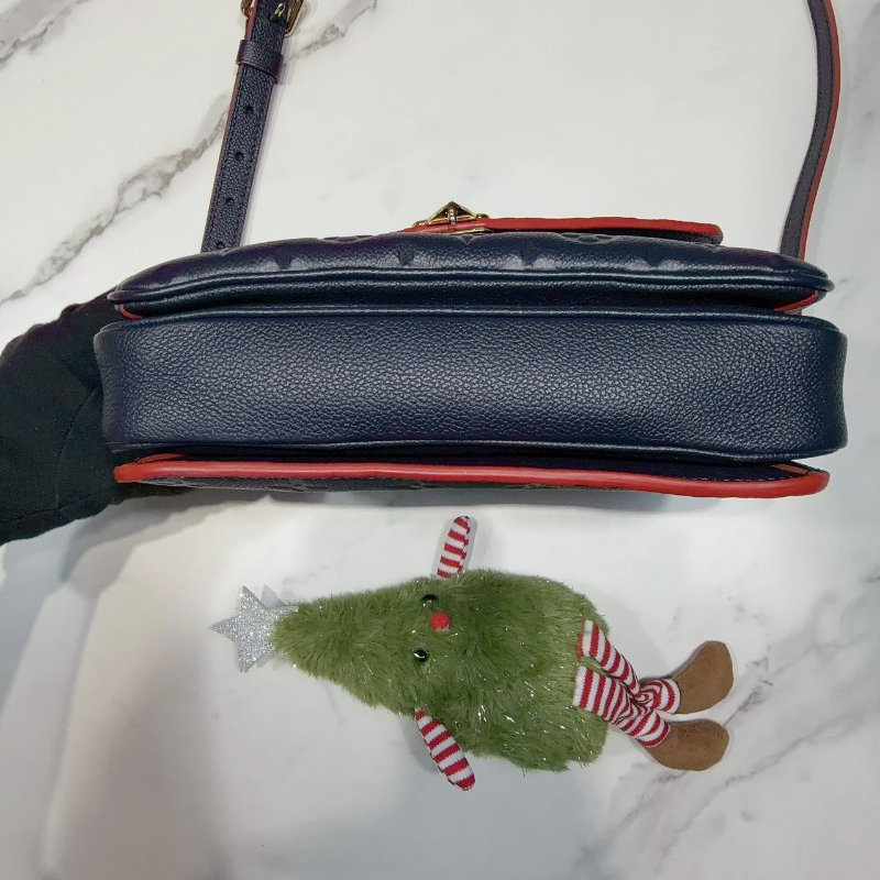 LV POCHETTE MÉTIS壓紋郵差包-5